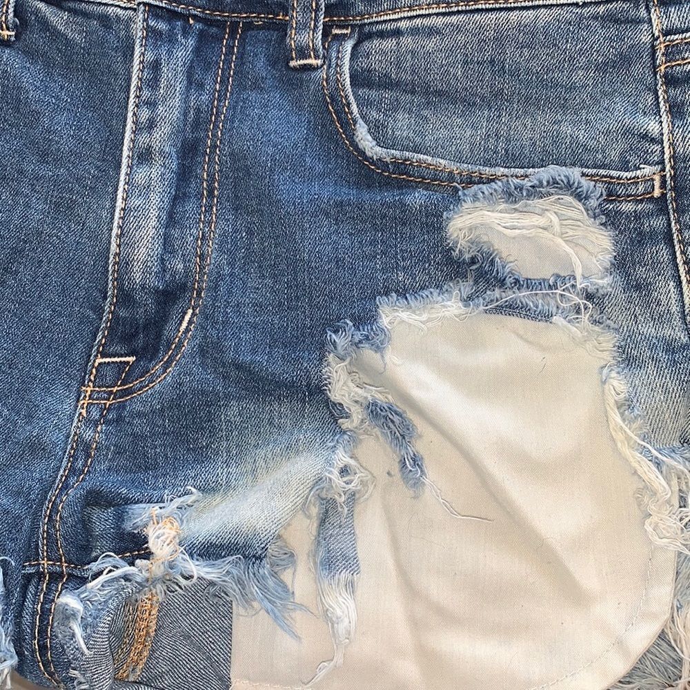 EXCELLENT DISTRESSED CONDITION WOMEN’S 6 AMERICAN EAGLE HI-RISE SHORTIE SHORTS - Picture 3 of 7
